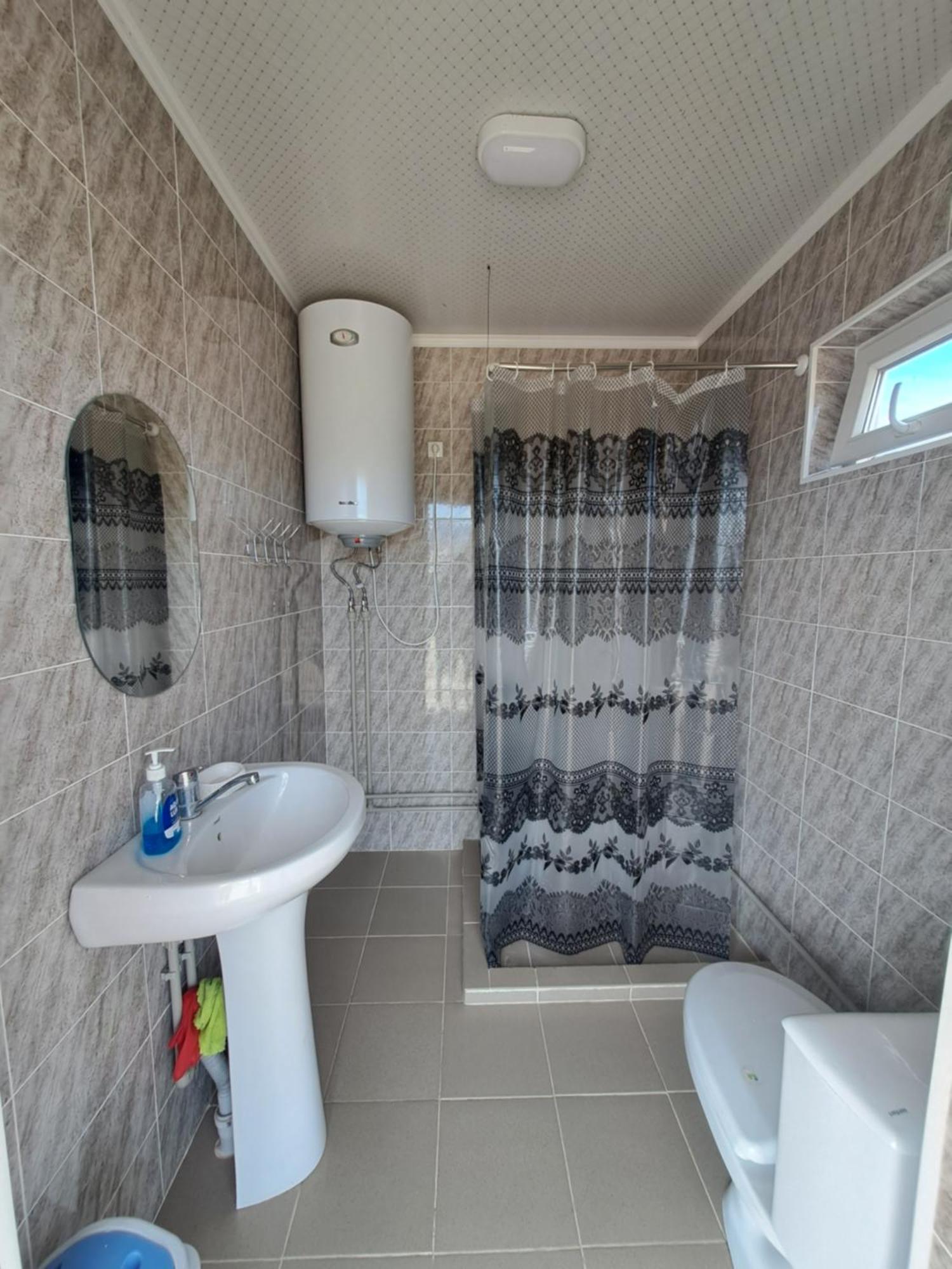"Ailun" Guest House Tong Екстериор снимка