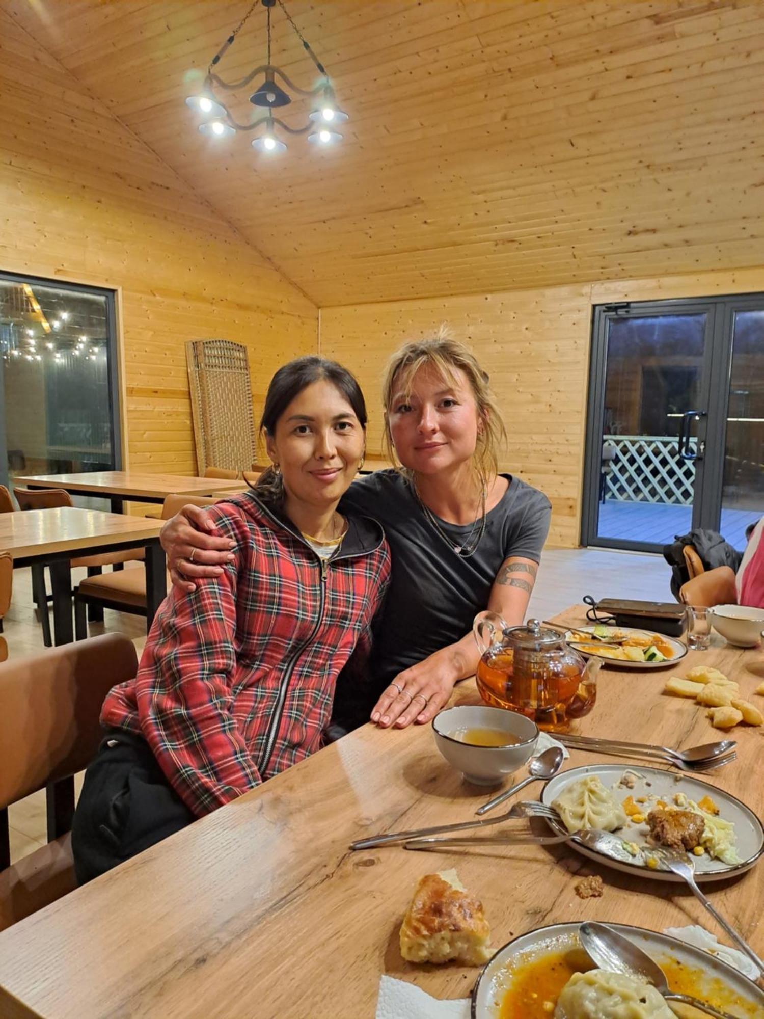 "Ailun" Guest House Tong Екстериор снимка